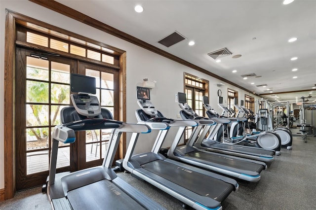 workout area with recessed lighting, visible vents, and crown molding