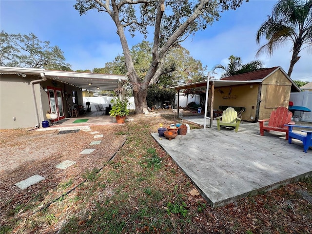 view of yard with a patio