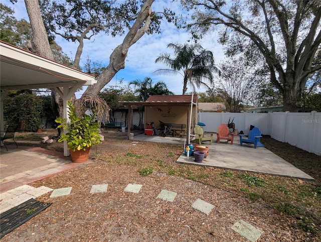 view of yard with a patio