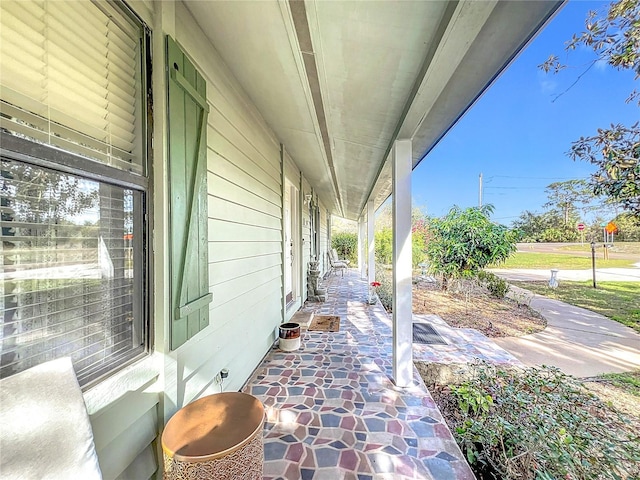 view of patio / terrace featuring covered porch