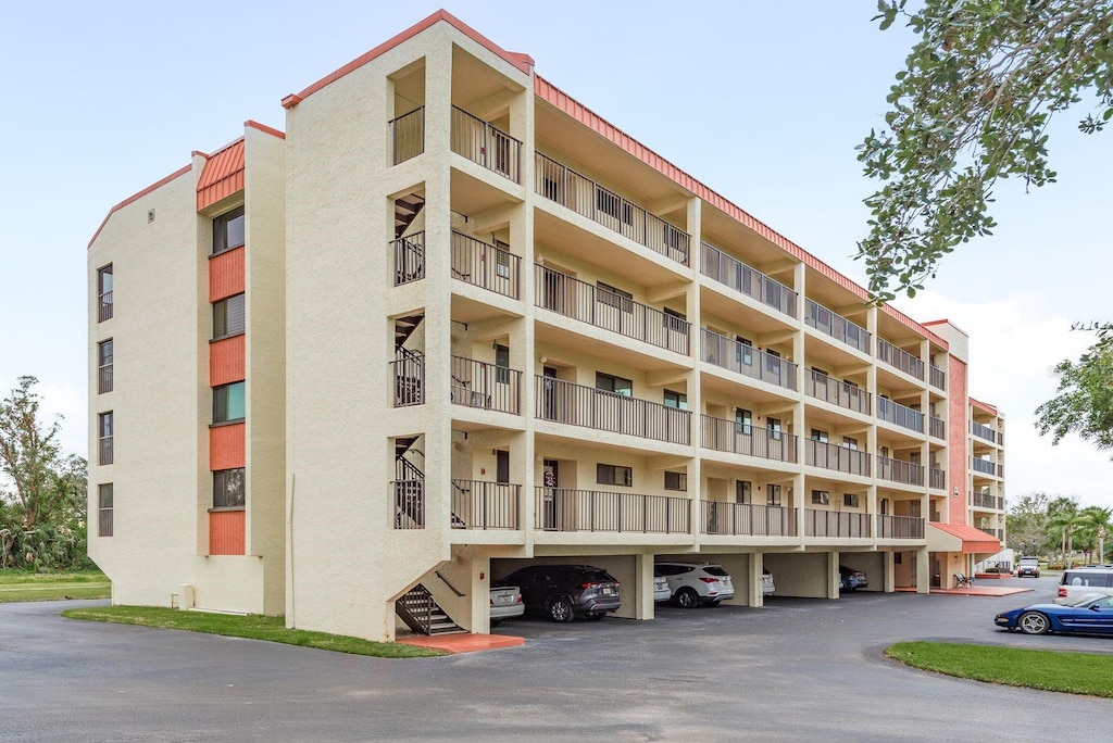 view of building exterior