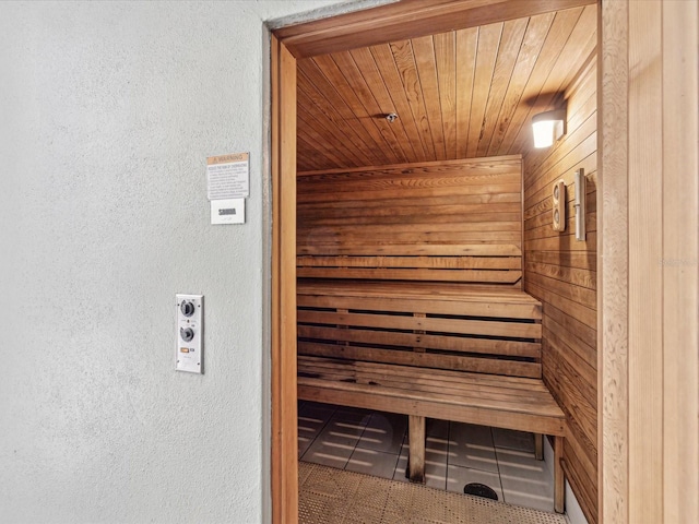 view of sauna / steam room