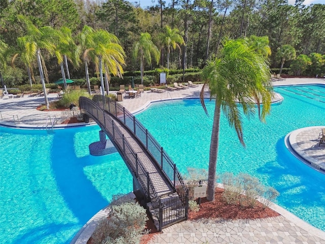 view of swimming pool