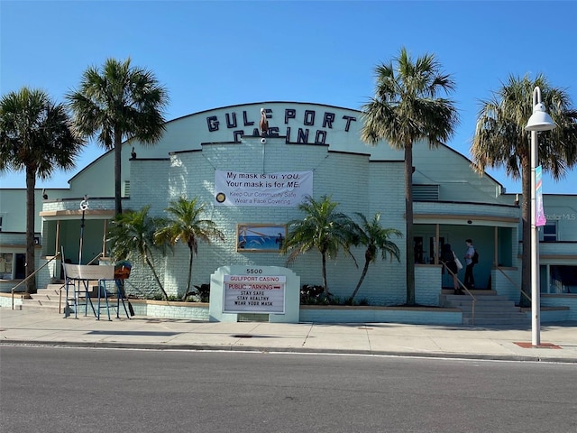 view of building exterior