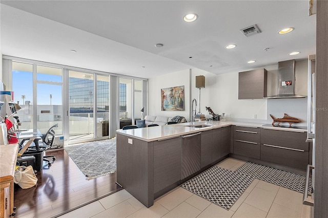 175 1st St S Unit 704, Saint Petersburg, FL 33701 - photo 4