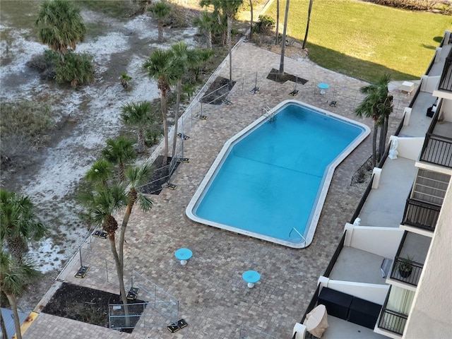 view of swimming pool featuring a patio