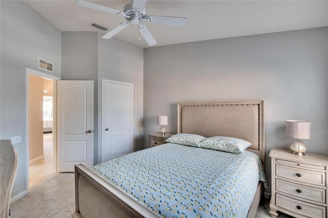 carpeted bedroom featuring ceiling fan