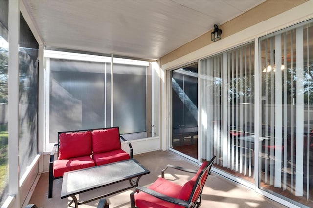 view of sunroom / solarium