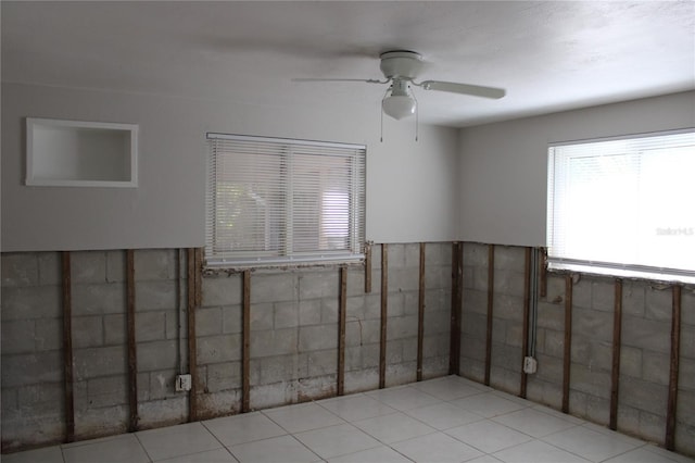 spare room featuring ceiling fan