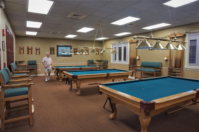 game room featuring carpet flooring, a drop ceiling, and billiards