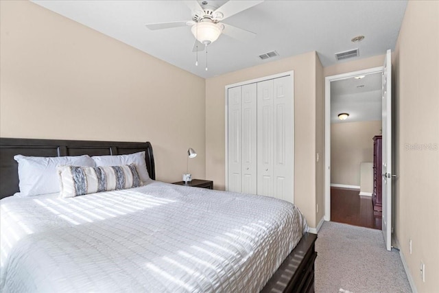 bedroom featuring ceiling fan and a closet