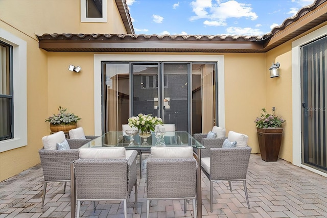 20314 Chestnut Grove Dr, Tampa, FL 33647 - view of patio with outdoor dining area