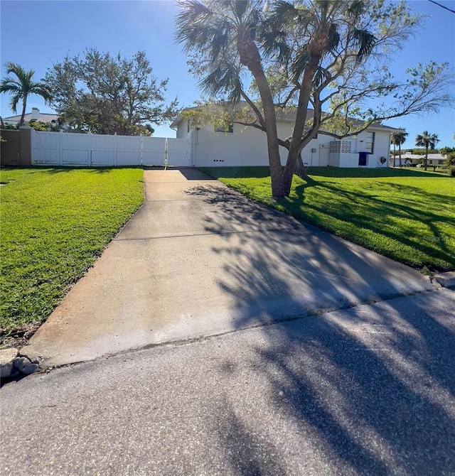 exterior space featuring a front lawn