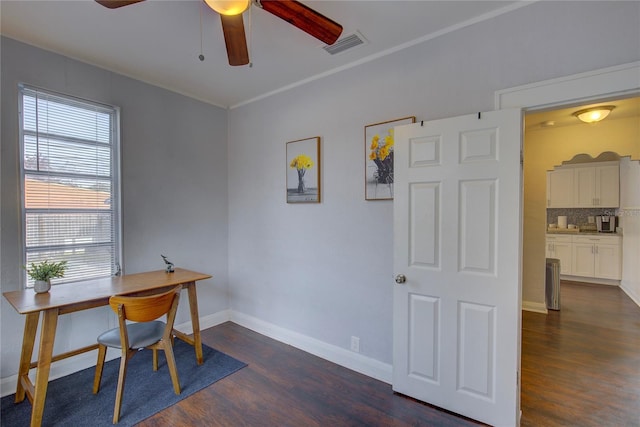 office area with dark wood-type flooring and ceiling fan