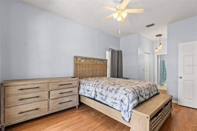 3611 19th St N, Saint Petersburg, FL 33713 - bedroom with wood finished floors, a closet, and ceiling fan