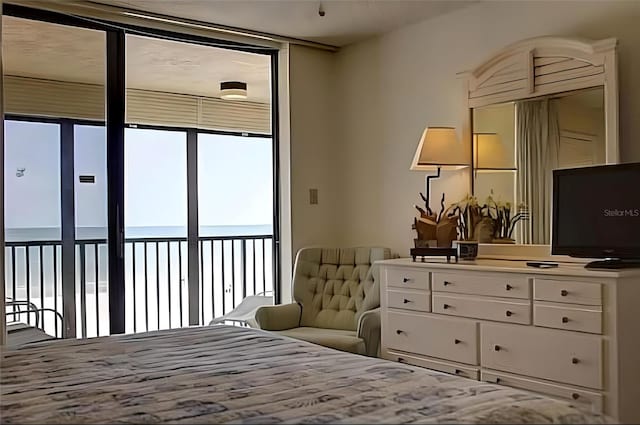 20040 Gulf Blvd Unit 302, Indian Shores, FL 33785 - bedroom featuring access to outside