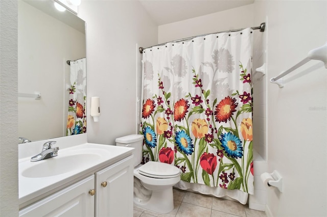 full bathroom featuring tile patterned flooring, vanity, shower / bath combo, and toilet