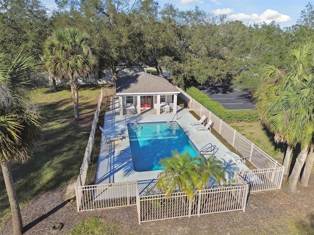 view of swimming pool featuring a patio