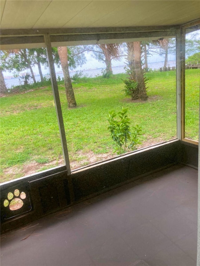 view of unfurnished sunroom