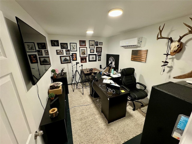 office with an AC wall unit and light colored carpet