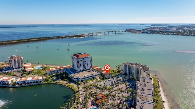 bird's eye view featuring a water view