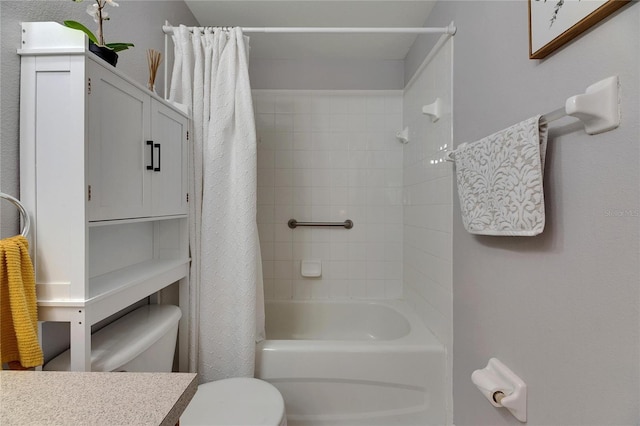 full bathroom with shower / bath combination with curtain, vanity, and toilet