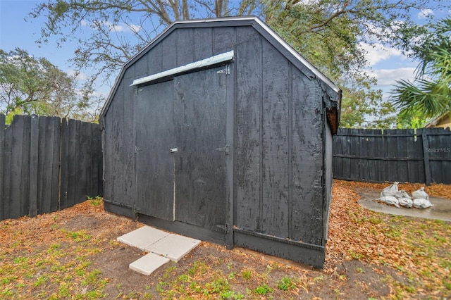 view of outbuilding