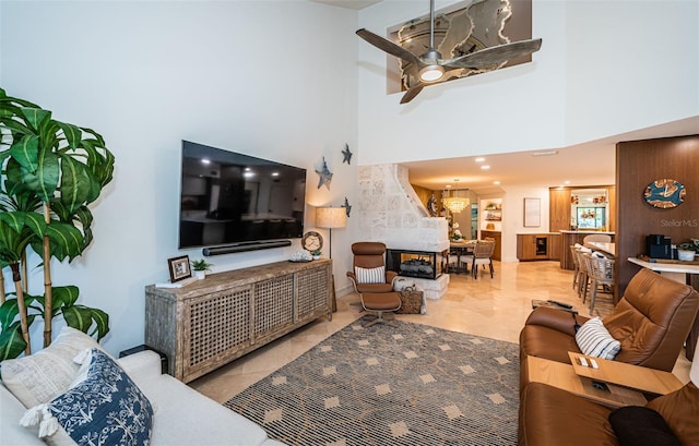 living room featuring ceiling fan