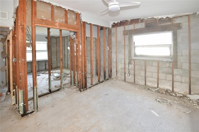 miscellaneous room featuring ceiling fan