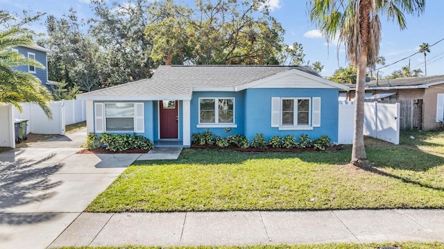 view of front of house with a front yard