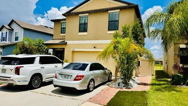 front of property featuring a garage