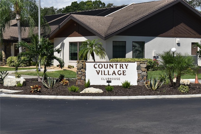 view of community / neighborhood sign