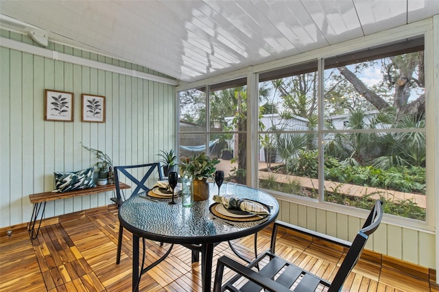 view of sunroom / solarium