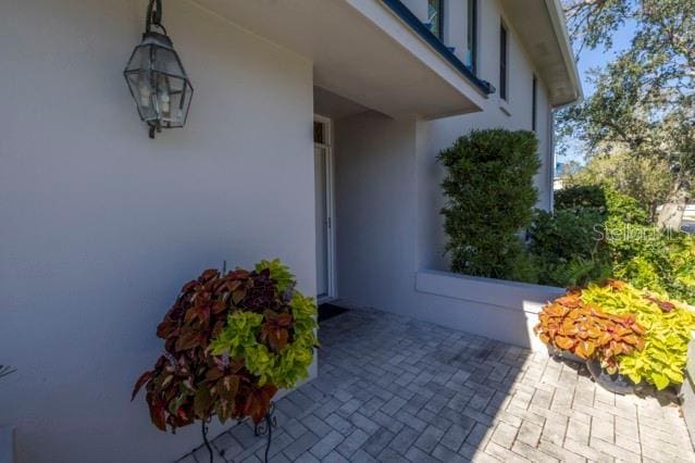 1621 Watermark Cir NE Unit 1621, Saint Petersburg, FL 33702 - photo 8