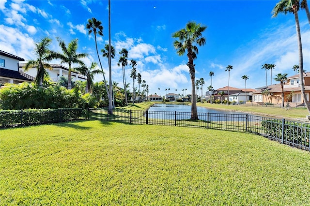 view of yard featuring a water view