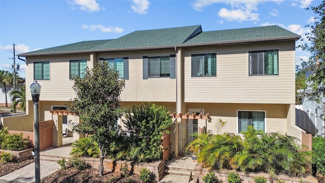 835 7th Ave N, Saint Petersburg, FL 33701 - multi unit property with fence