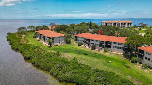 bird's eye view featuring a water view