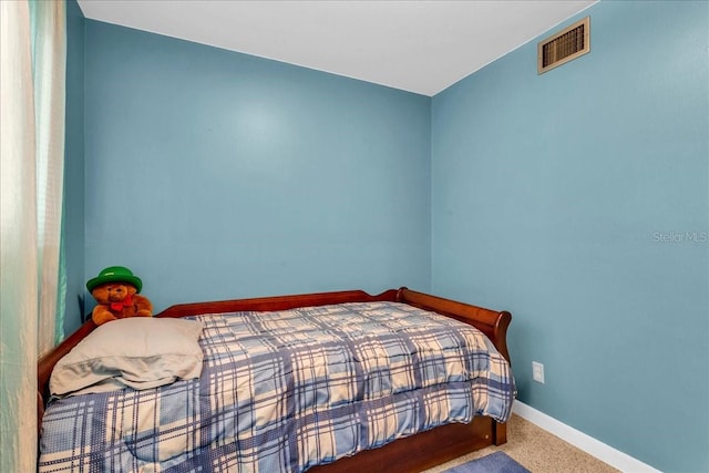 bedroom with carpet floors