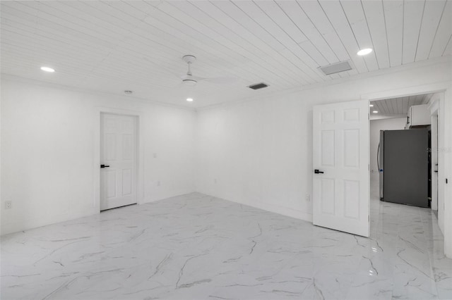 unfurnished room featuring ceiling fan