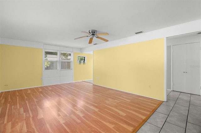 spare room featuring ceiling fan