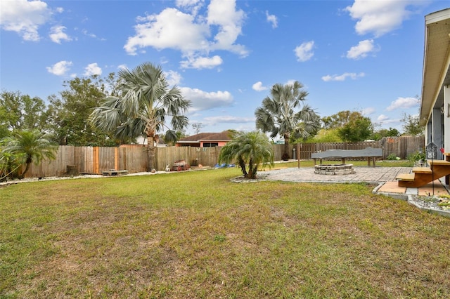 view of yard with a patio area