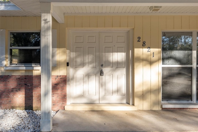 view of property entrance