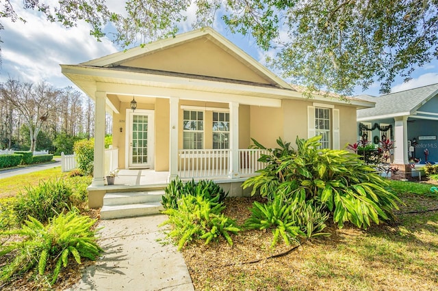 view of front of house featuring covered porch