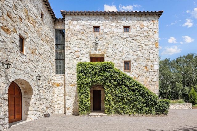 view of building exterior