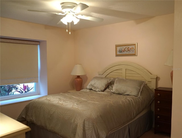 bedroom featuring ceiling fan