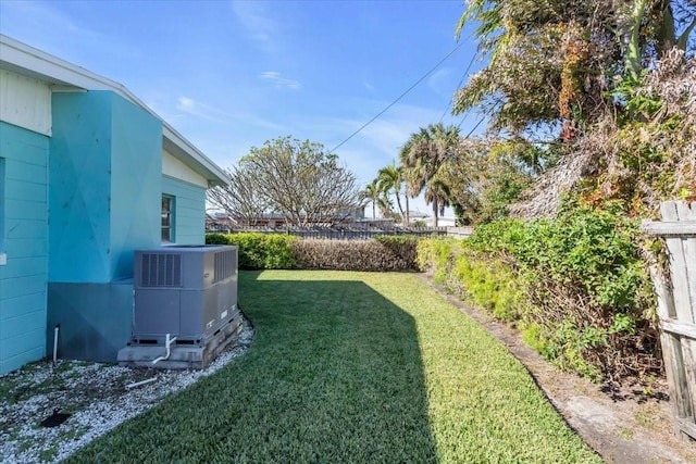 view of yard featuring central AC