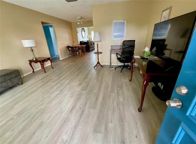 3425 96th Ter N Unit 4, Pinellas Park, FL 33782 - photo 2