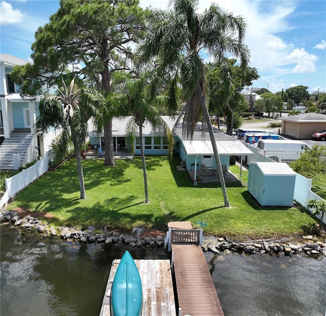 Listing photo 3 for 327 87th Ave N, Saint Petersburg FL 33702