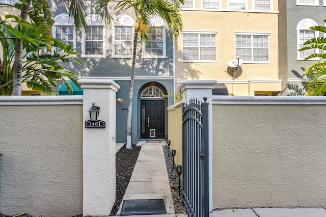 view of entrance to property