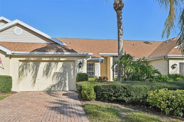 view of front facade with a garage